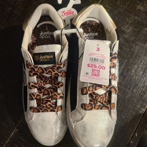 Girls new shoes size 3